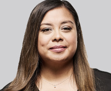 Female Heartland Dental supported hygienist